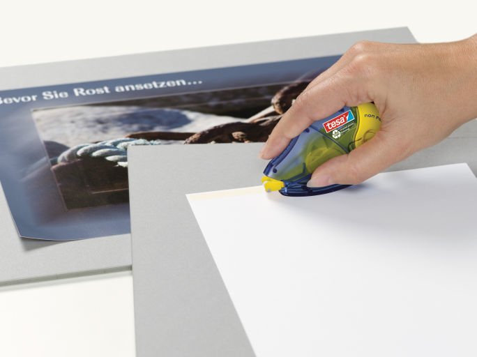 Tesa Rodillo Adhesivo No Permanente Ecologo, Cartucho De Recarga Amarillo, 14 Metros