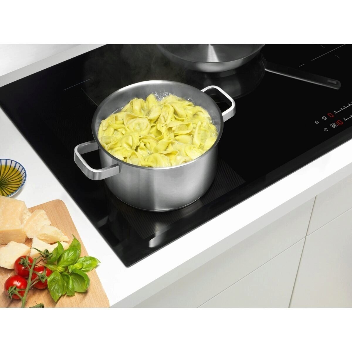 EAN 7332543584079 - Electrolux E3SS pan/pot set 3 pieza(s) imagen 10