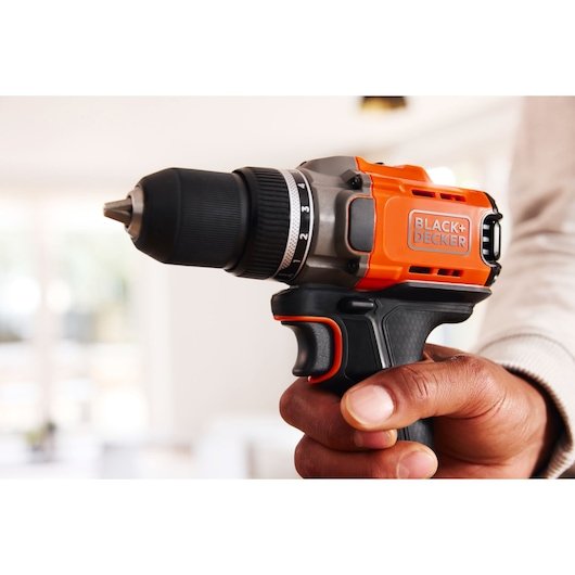EAN 5035048833384 - Black & Decker BCD382D1XK-QW taladro Naranja imagen 9