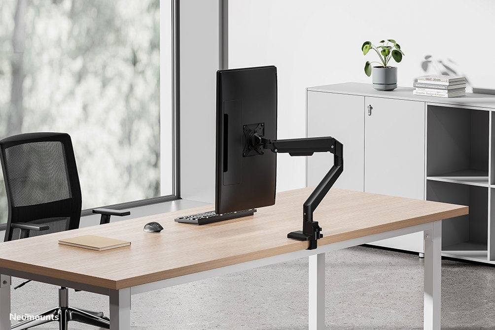 EAN 8717371442927 - Neomounts DS70-250BL1 soporte para monitor 88,9 cm (35") Escritorio Negro imagen 19