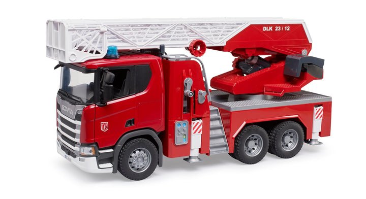 Bruder Scania Super 560r Bombero Con Escalera Giratoria, Bomba De Agua, Luz Y Sonido, Modelo De Vehículo 3591