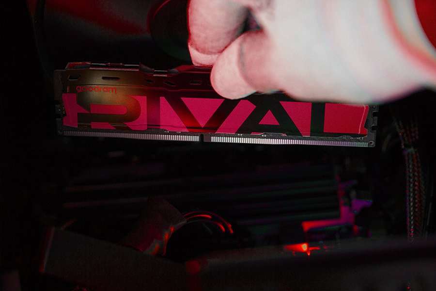 EAN 5908267915240 - Goodram *DDR4 Rival Radiant 64GB (2*32)/3200 CL18 Red módulo de memoria 2 x 32 GB 3200 MT/s 288-pin DIMM imagen 8