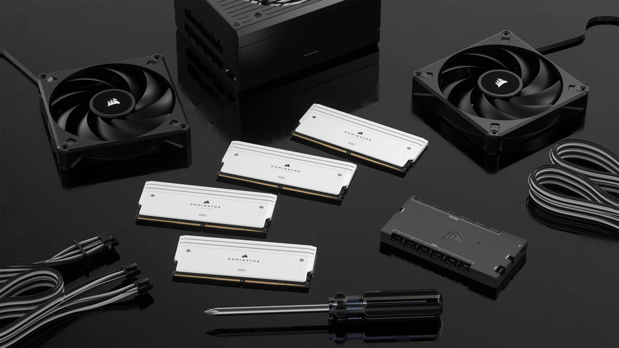 EAN 0840006674337 - Corsair Dominator Titanium CMP32GX5M2B6000C30W módulo de memoria 32 GB 2 x 16 GB DDR5 288-pin DIMM imagen 12