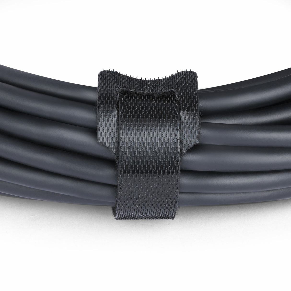 EAN 65030898201 - StarTech.com 145B-USBC-HDMI4K-AOC adaptador de cable de vídeo HDMI tipo A (Estándar) Negro imagen 7
