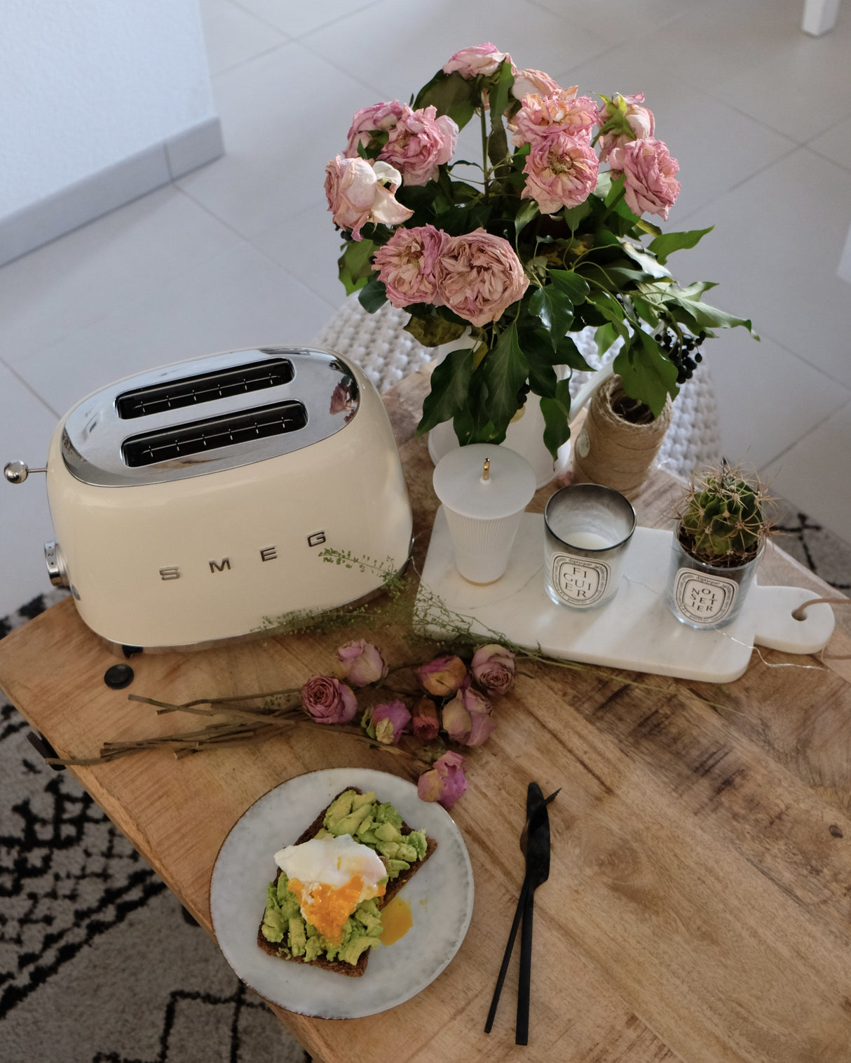 EAN 8017709186920 - Smeg TSF01CREU tostadora 6 2 rebanada(s) 950 W Crema de color imagen 14