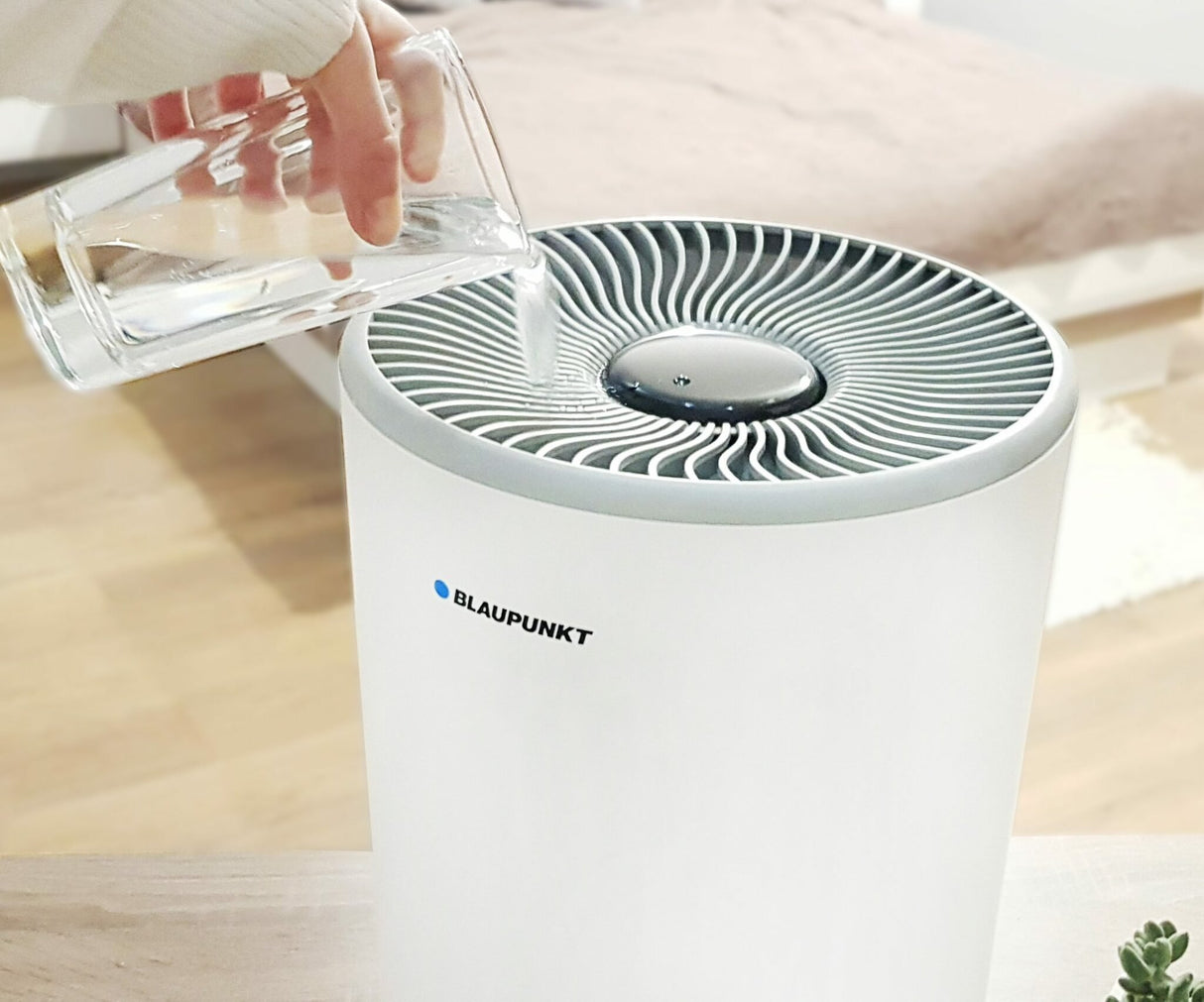 EAN 5901750504631 - Blaupunkt AHE601 humidificador Vapor 4 L Blanco 18 W imagen 3