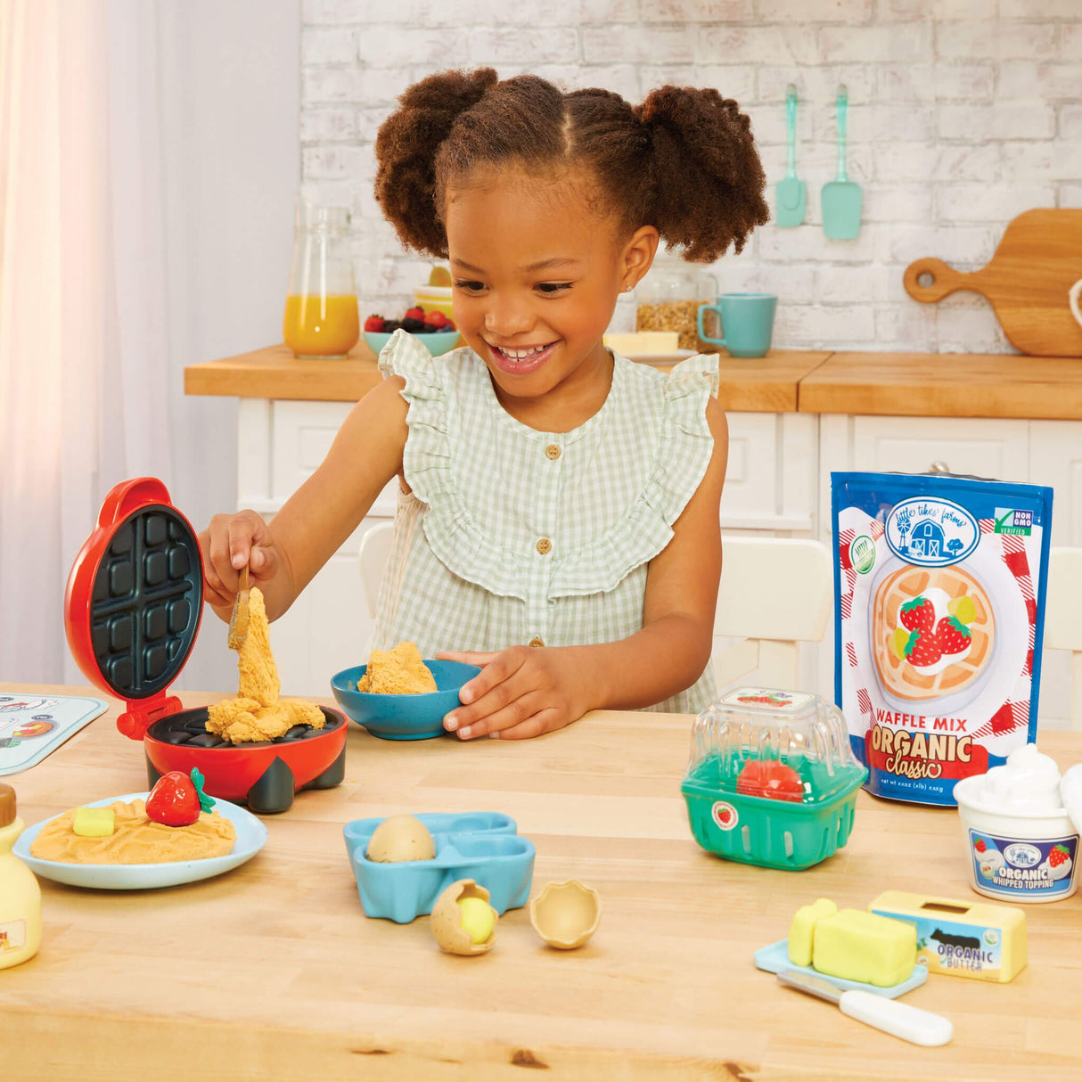 EAN 50743639685 - Little Tikes Creative Chefs Waffles Kit imagen 6