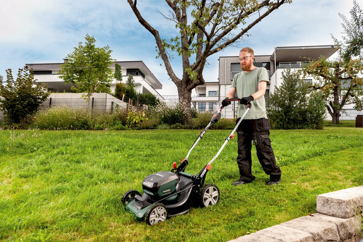 EAN 4061792201750 - Metabo RM 36-18 LTX BL 46 Cortacésped manual Batería Verde imagen 2