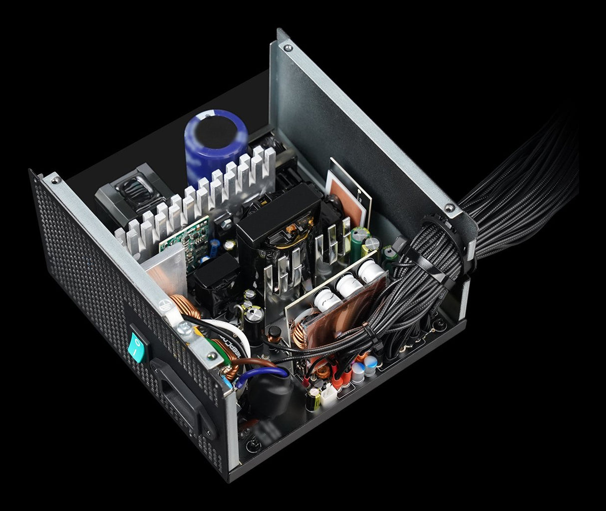 EAN 6933412741732 - Gamer Storm PN650D unidad de fuente de alimentación 650 W 20+4 pin ATX ATX Negro imagen 6