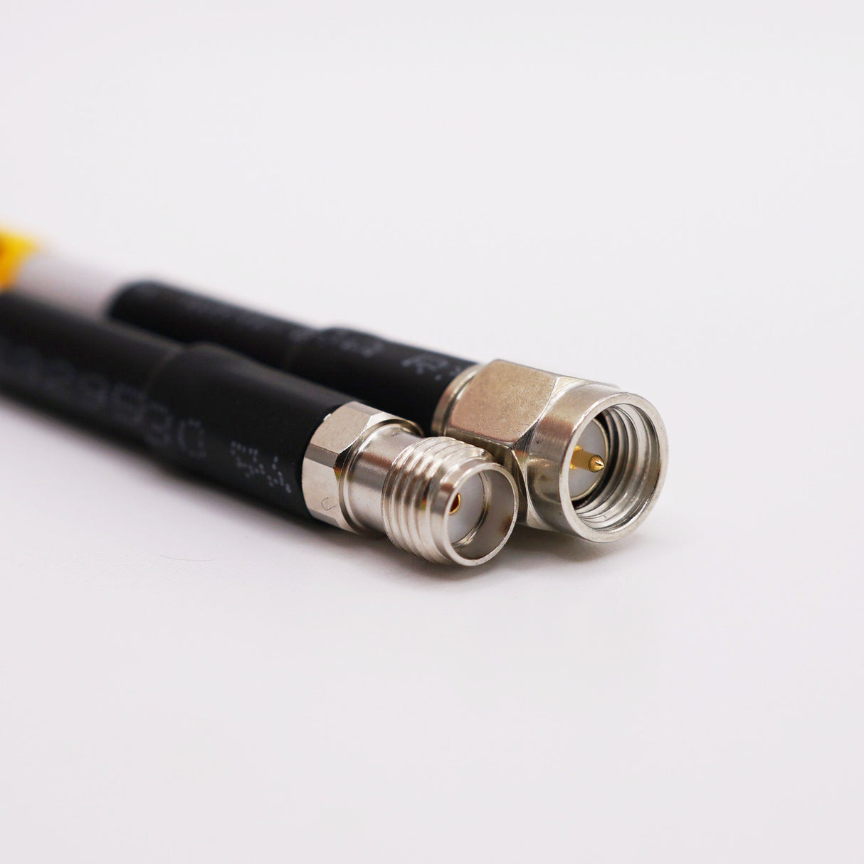 EAN 5055416031914 - Panorama Antennas 5M CS32 CABLE ASSY SMA(M)-SMA(F)- 5GA cable coaxial imagen 1