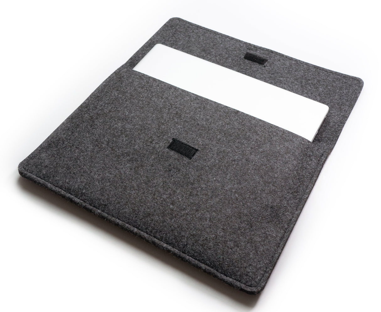 EAN 8436590370599 - EKOMODO Lapatx 33 cm (13") Funda de protección Gris imagen 3