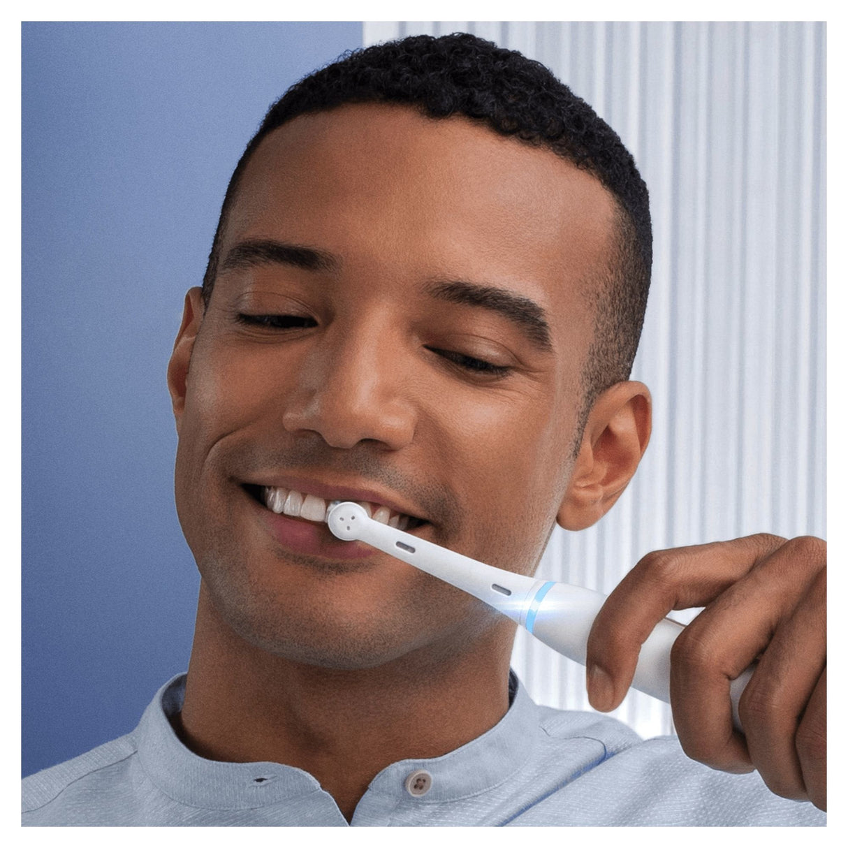 EAN 4210201408789 - Oral-B iO 7S Adulto Cepillo de dientes oscilante Blanco imagen 5