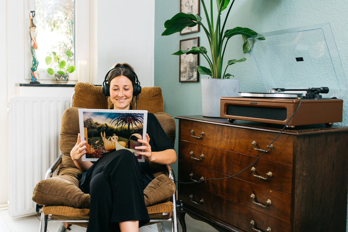 EAN 8711902069638 - Lenco LS-430BN tocadisco Tocadiscos de tracción por correa Marrón Manual imagen 16