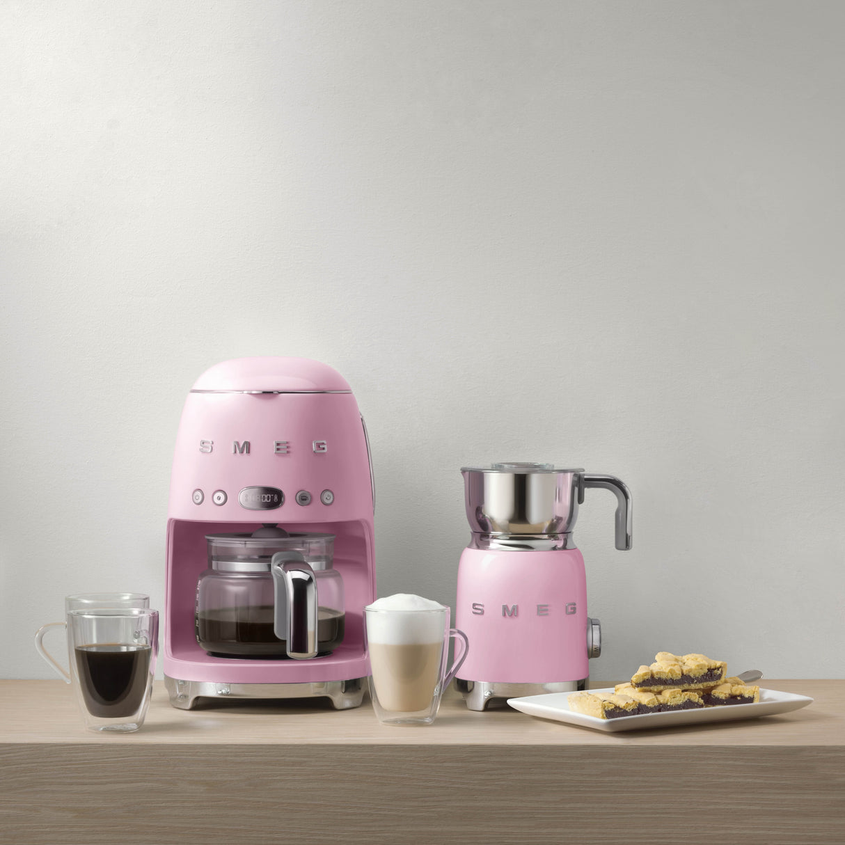Smeg Dcf02pkeu Kaffeemaschine 50`S Style Rosa