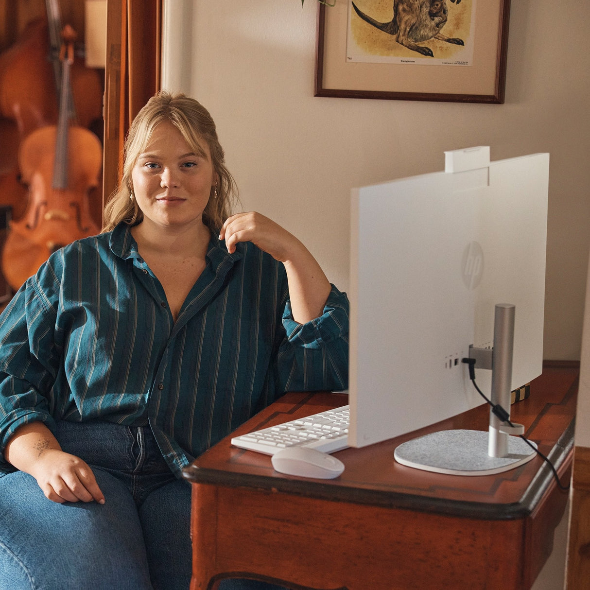 EAN 0198990107509 - HP 27-cr0065ns Intel® Core™ i5 i5-1335U 68,6 cm (27") 1920 x 1080 Pixeles PC todo en uno 16 GB DDR4-SDRAM imagen 10