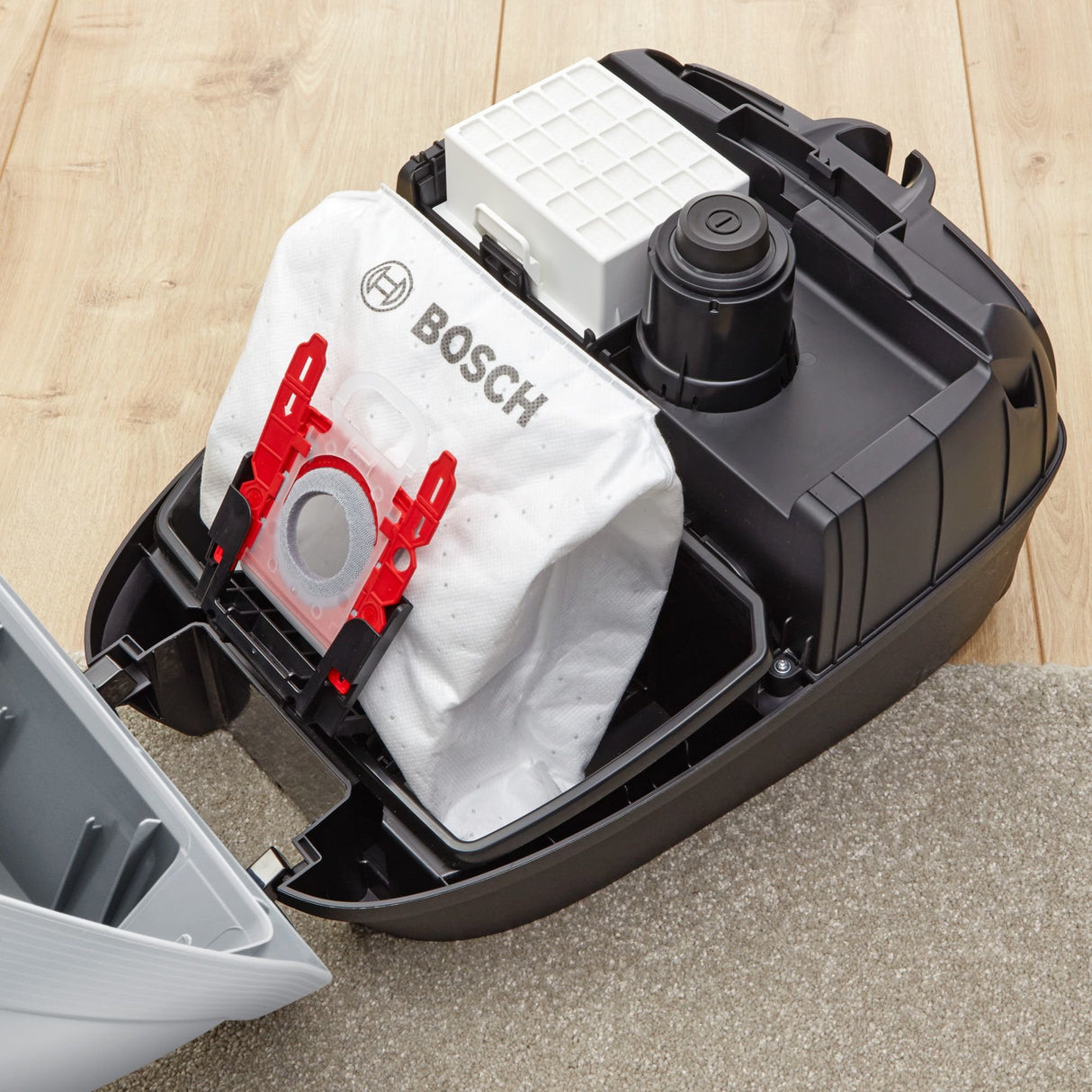 EAN 4242005227860 - Bosch Serie 6 BGB6X330 aspiradora 4 L Aspiradora cilíndrica Secar 600 W Bolsa para el polvo imagen 8