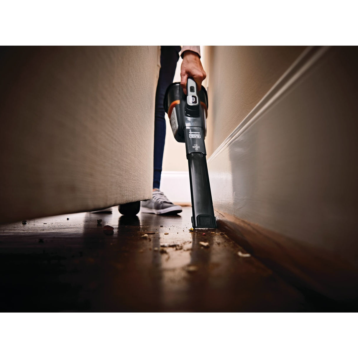 EAN 5035048712764 - Black & Decker BHHV520JF-QW aspiradora de mano Negro, Plata, Titanio Sin bolsa imagen 16