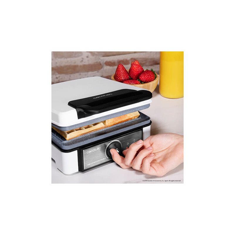 Gofrera Cecotec Fun Gofrestone Double 1200w