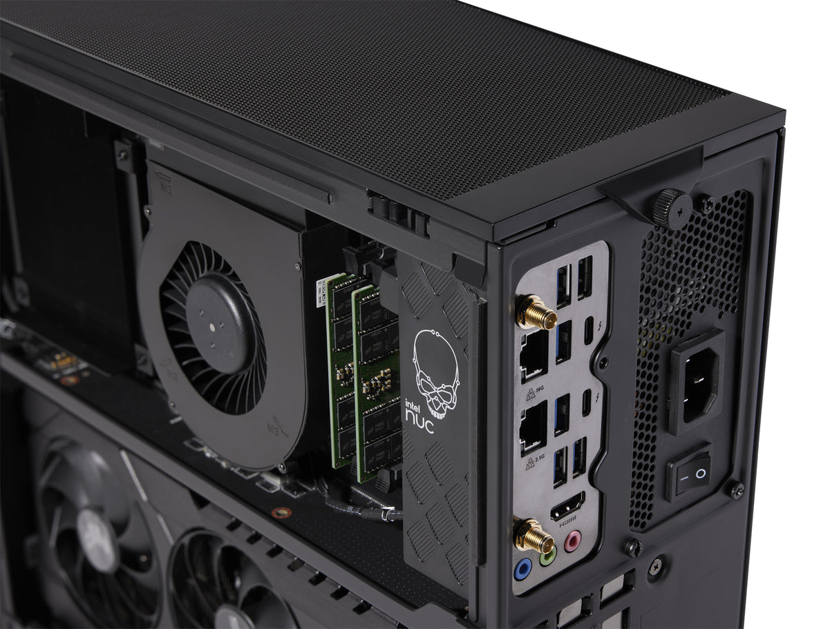 EAN 735858524919 - Intel NUC 13 Extreme Kit - NUC13RNGi7 Escritorio Negro i7-13700K Intel Z690 LGA 1700 imagen 8