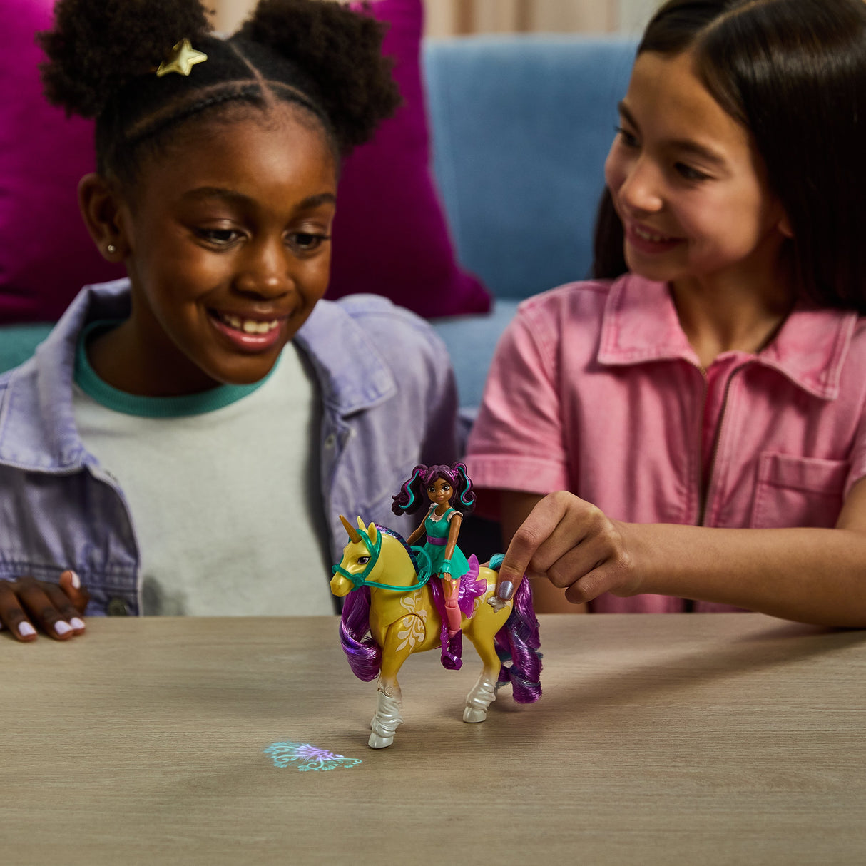 EAN 681147058101 - UCA Small Doll AvaAndLight MagicLeaf GML imagen 7