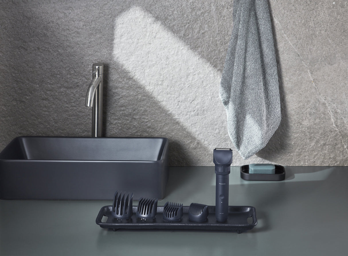 Panasonic Er-Ckn2-A301 Kit Recortador De Barba, Pelo Y Cuerpo Multiforma, Inalámbrico, Tiempo De Funcionamiento 40 Min, Negro