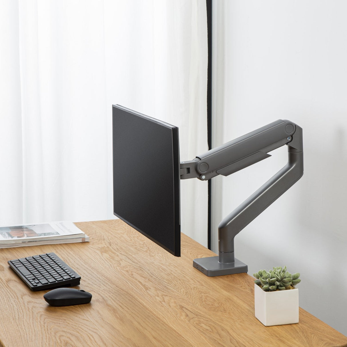 EAN 8052101433685 - Ewent EW1529 soporte para monitor 124,5 cm (49") Escritorio Plata imagen 6