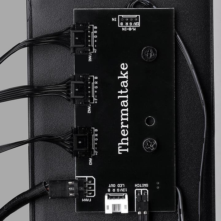 EAN 4711246874411 - Thermaltake Versa J25 TG RGB Midi Tower Negro imagen 12