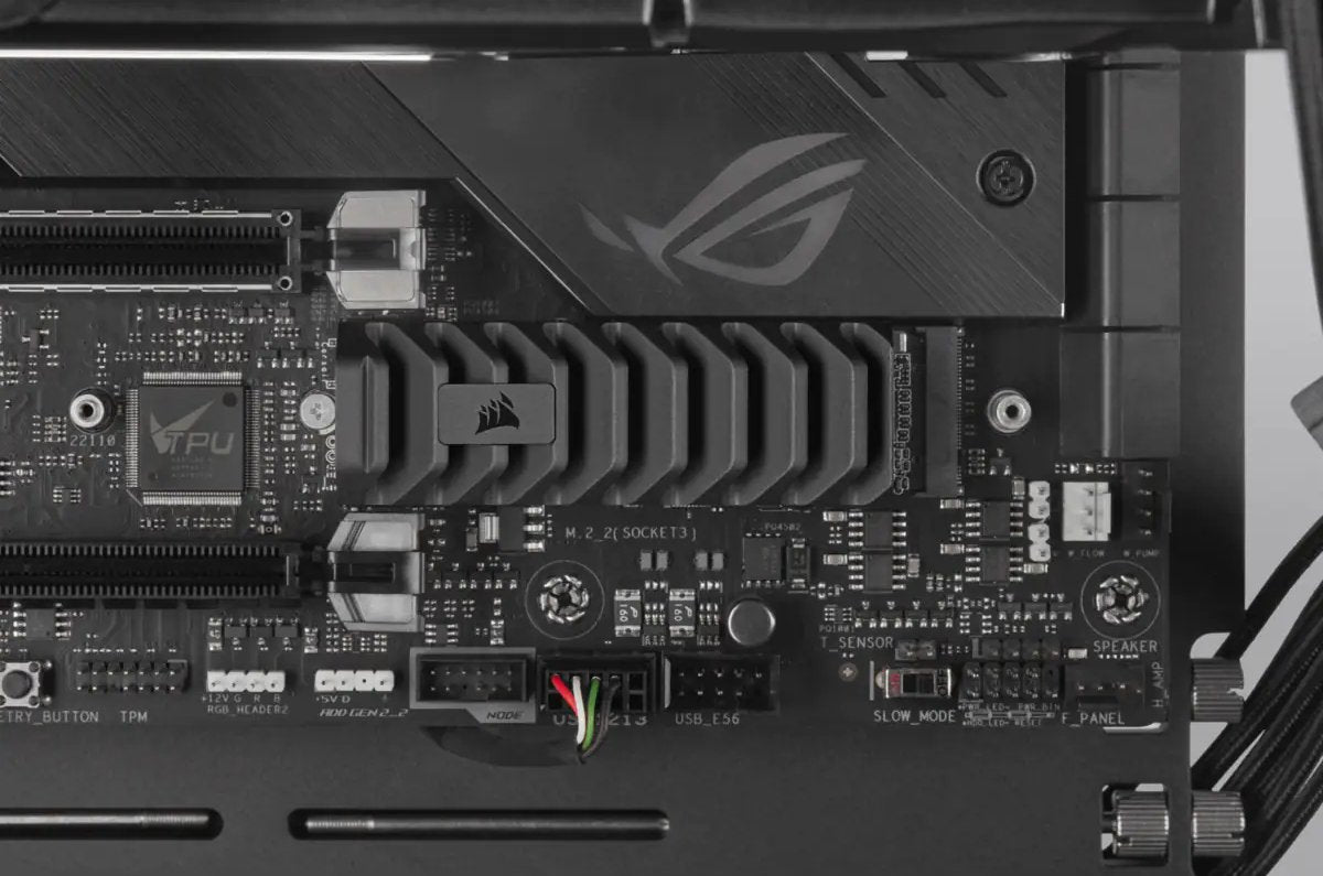 EAN 0840006696551 - Corsair MP600 PRO XT 8 TB M.2 PCI Express 4.0 NVMe 3D TLC NAND imagen 4