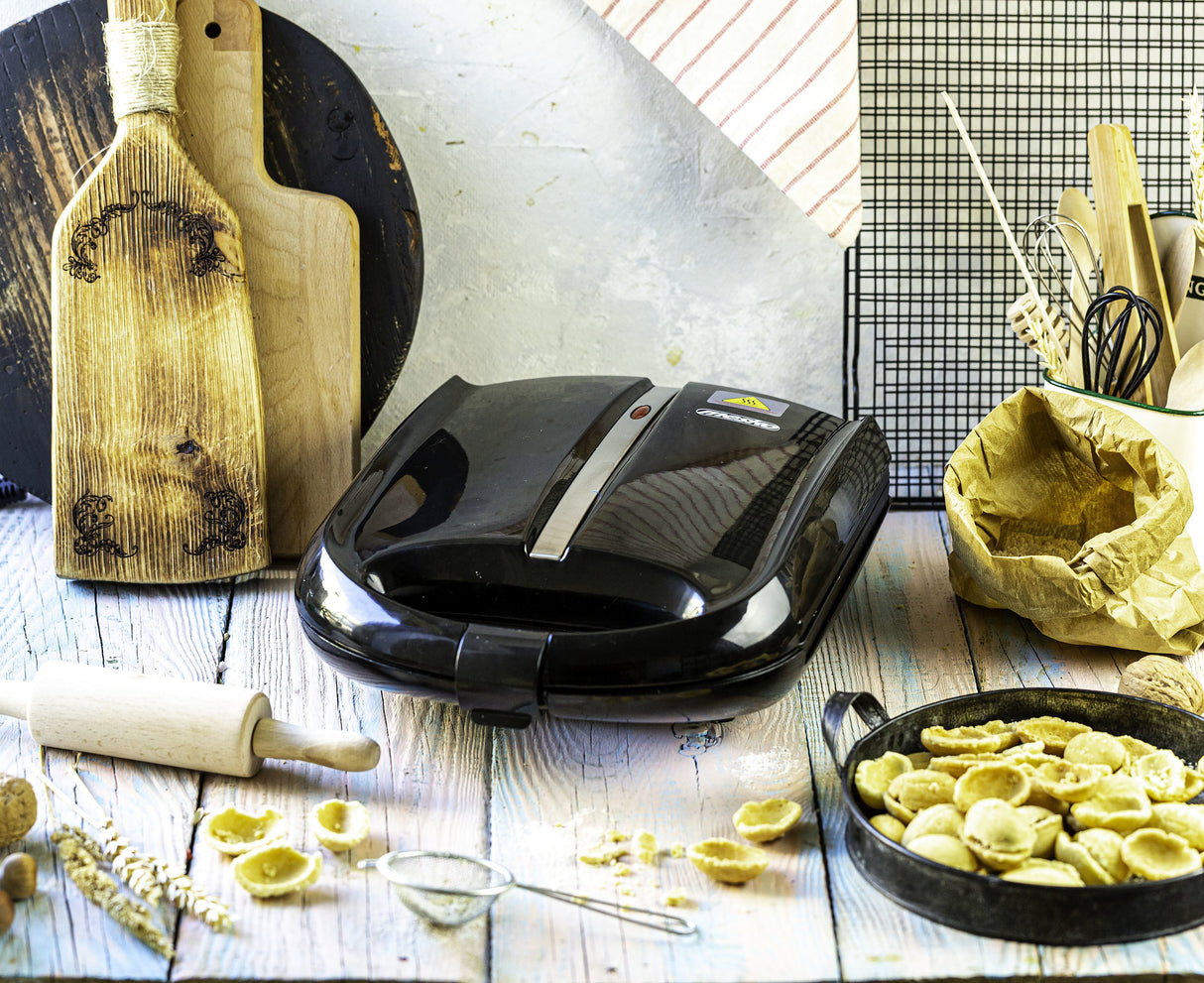 Gofrera Mesko Home Ms 3041 24 Barquillo(S) 1600 W Negro