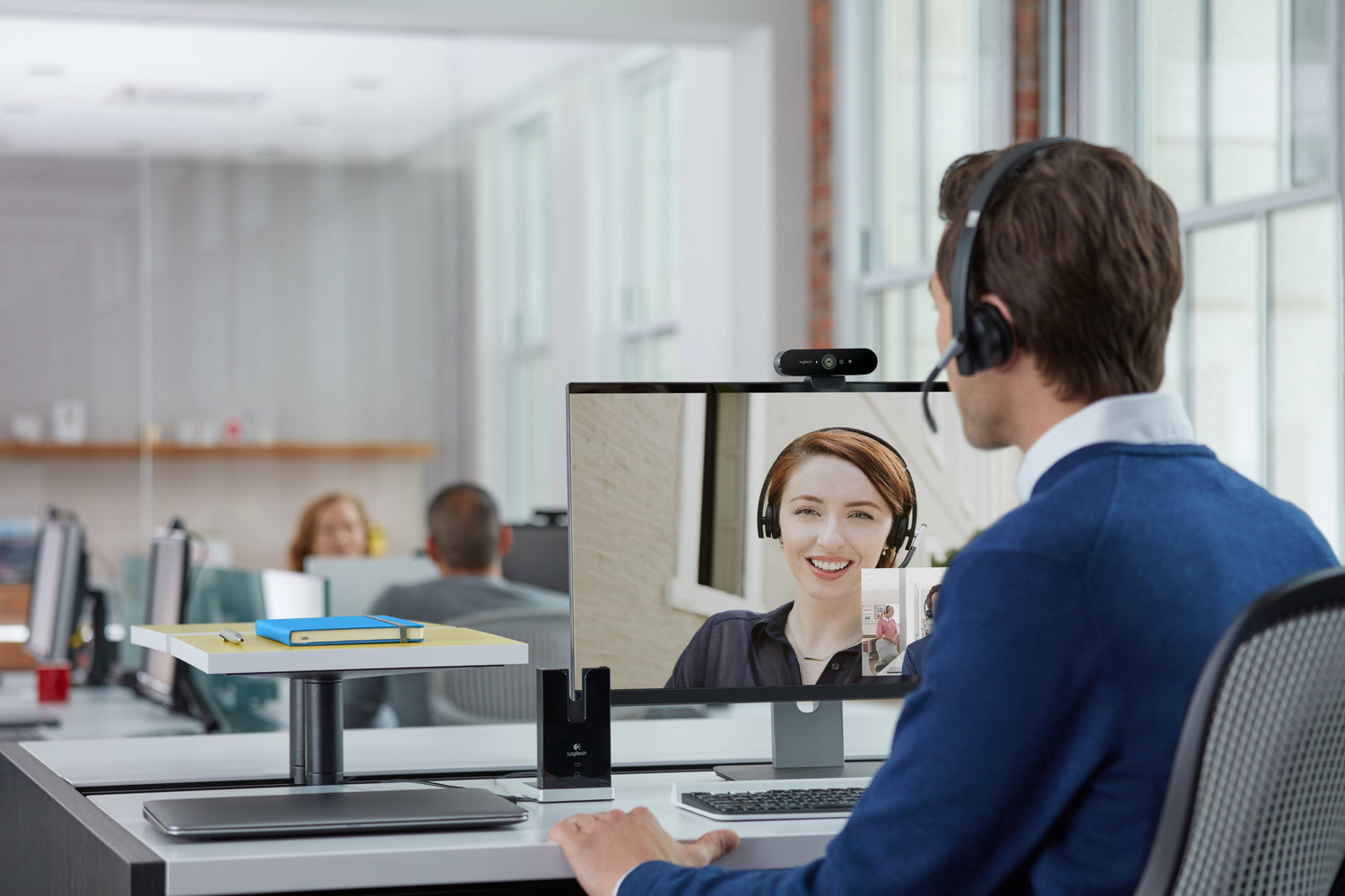 Logitech Webcam Brio Reslolucion 4k 90º Vision , Zoom Digital 5x, Enfoque Automatico