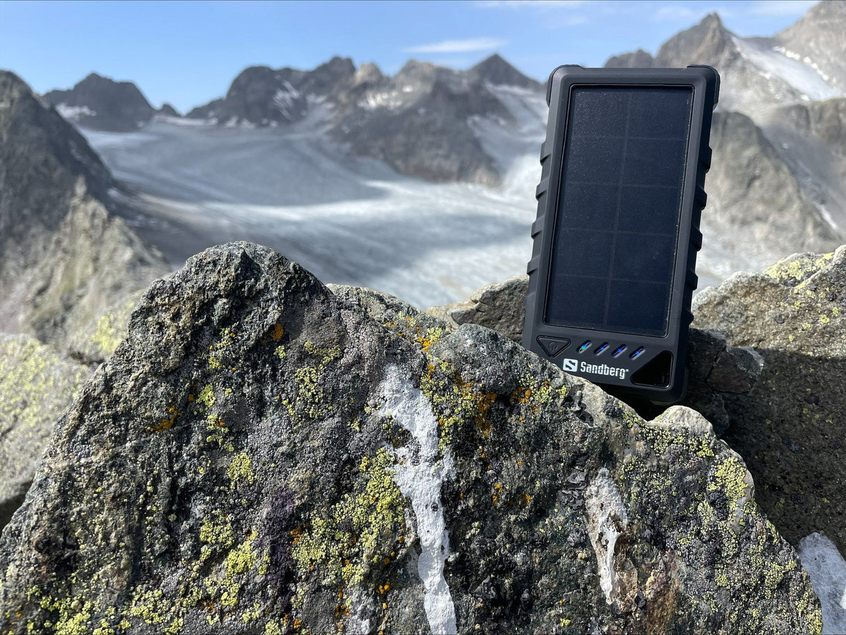 Sandberg Outdoor Solar Powerbank 16000