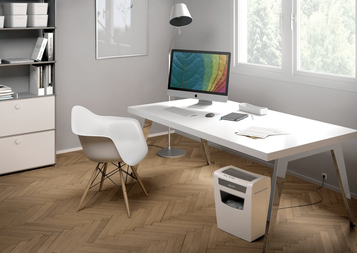 EAN 4002432118939 - Leitz IQ Home Office P-4 triturador de papel Corte en partículas 58 dB 22 cm Blanco imagen 8