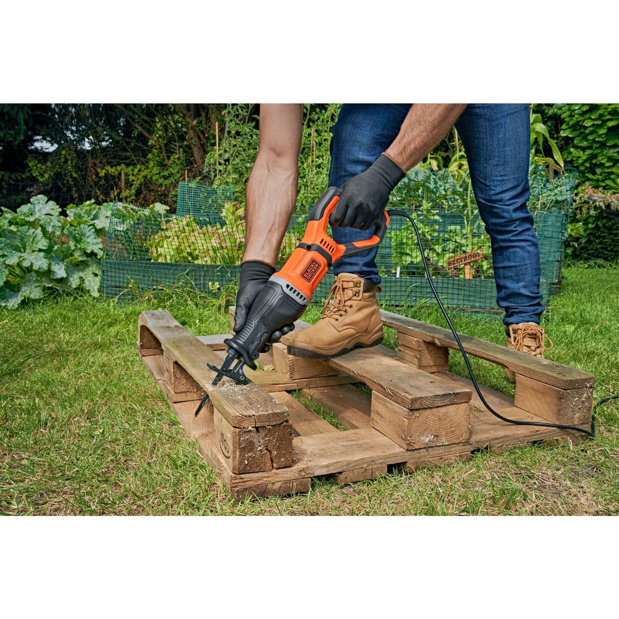 Sierra De Sable 750w Bes301-Qs Black+Decker