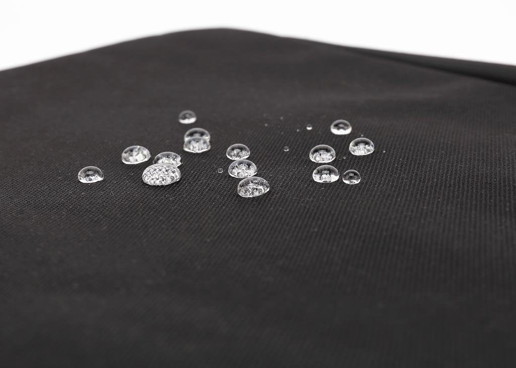 Coolbox Funda Impermeable Para Mini Ordenador Portátil 11.6" O Tablet (32,5 X 24 Cm). Negro Y Azul