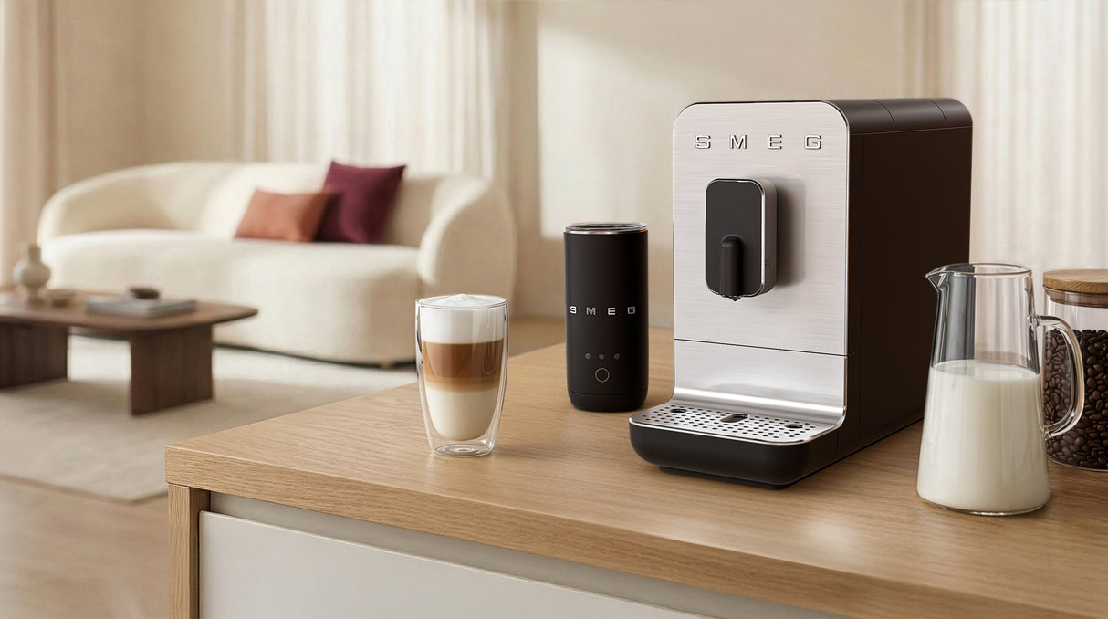 EAN 8017709334734 - Smeg BCC11BLMEU cafetera eléctrica Totalmente automática Máquina espresso 1,4 L imagen 23