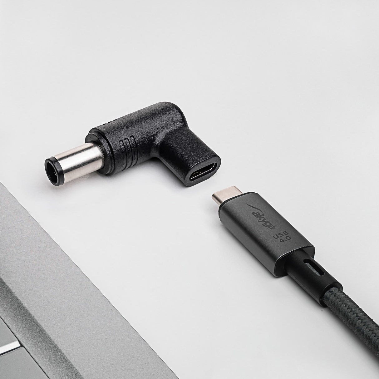 EAN 5901720138217 - Akyga AK-ND-C08 cambiador de género para cable USB-C 7.4 x 5.0 mm Negro imagen 2