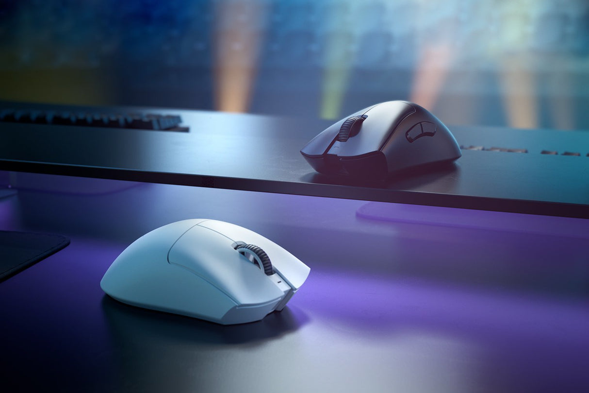 EAN 8886419334163 - Razer DeathAdder V3 Pro ratón Juego mano derecha RF Wireless + USB Type-C Óptico 30000 DPI imagen 3