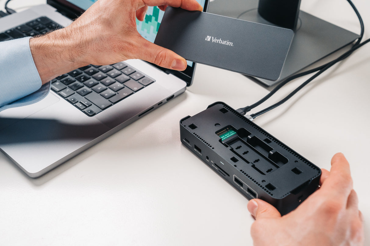 Verbatim Usb-C Pro Dockingstation Cds-15s Con Hdmi/4k/Usb-A/Usb-C/Ssd Slot/Sd