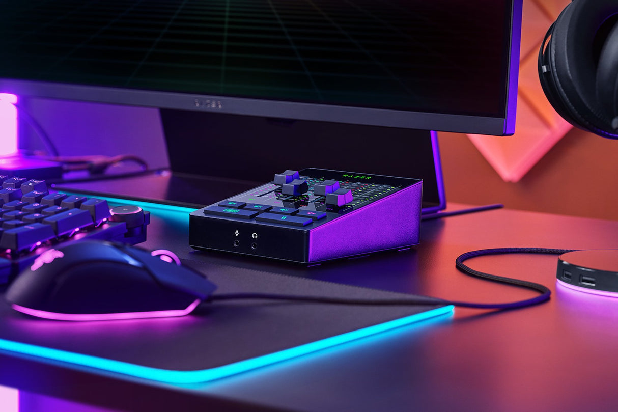 EAN 8886419377160 - Razer RZ19-03860100-R3M1 mezclador DJ 4 canales 10 - 20000 Hz Negro imagen 4
