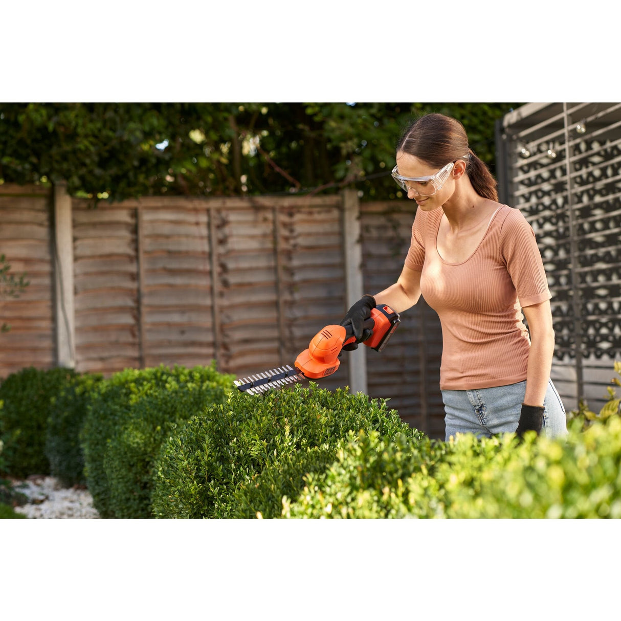 Cortasetos Black+Decker Bcss18d1-Qw Naranja