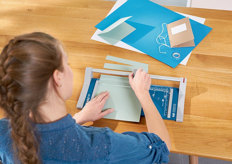 Dahle 507 Cizalla De Rodillo Formato A4 - Capacidad 8 Hojas - Cuchilla Circular Autoafilable De Acero