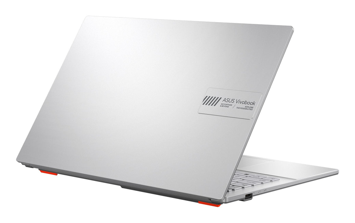 15.6 Fhd Silver - Amd 5 40 - 8 Go - 256 Go Ssd - Amd Radeon - Windows 11 Home - 1 X Usb 2.0-A - 1 X Usb 3.2-A - 1 X Usb 3.2-C - 1 X Hdmi 1.4 - Garantía 3 Años, Con Sac/Ratón, Sin Cargador