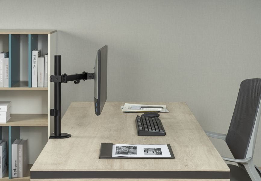 Equip Soporte De Mesa Con Abrazadera Y Brazo Articulado Para Monitor De 17"-32"