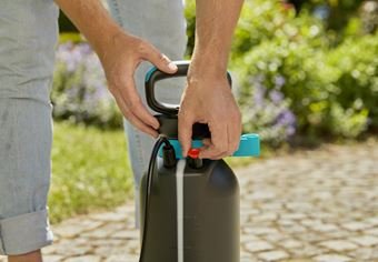 EAN 4078500051156 - Gardena 11130-20 rociador de jardín Pulverizador de mochila 5 L imagen 10