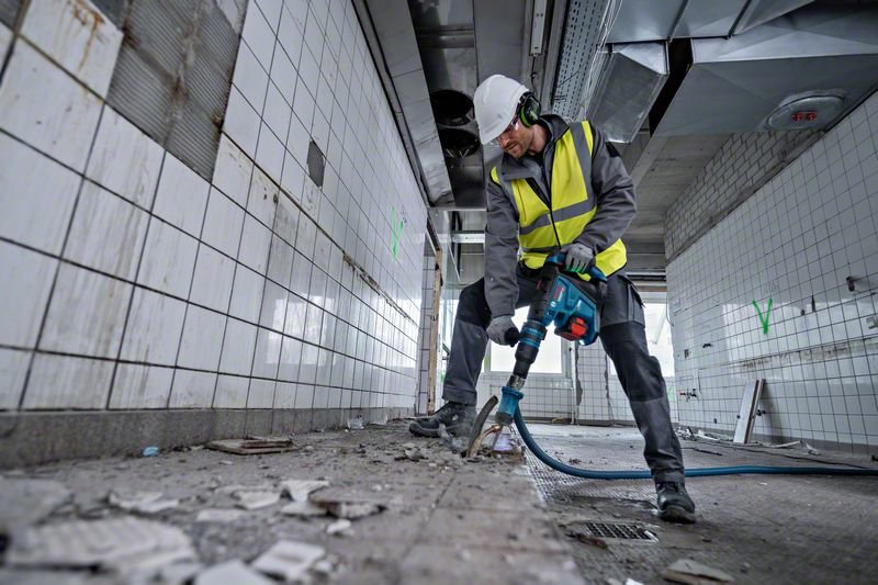 Taladro Percutor Inalámbrico Bosch Professional Biturbo Gbh 18v-40 C Professional Solo Azul/Negro, Sin Batería Ni Cargador, En Xl-Boxx