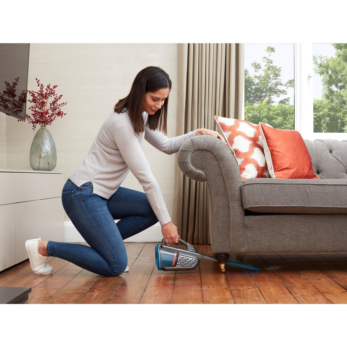 EAN 5035048712795 - Black & Decker BHHV520BF-QW aspiradora de mano Azul, Plata, Titanio Sin bolsa imagen 7