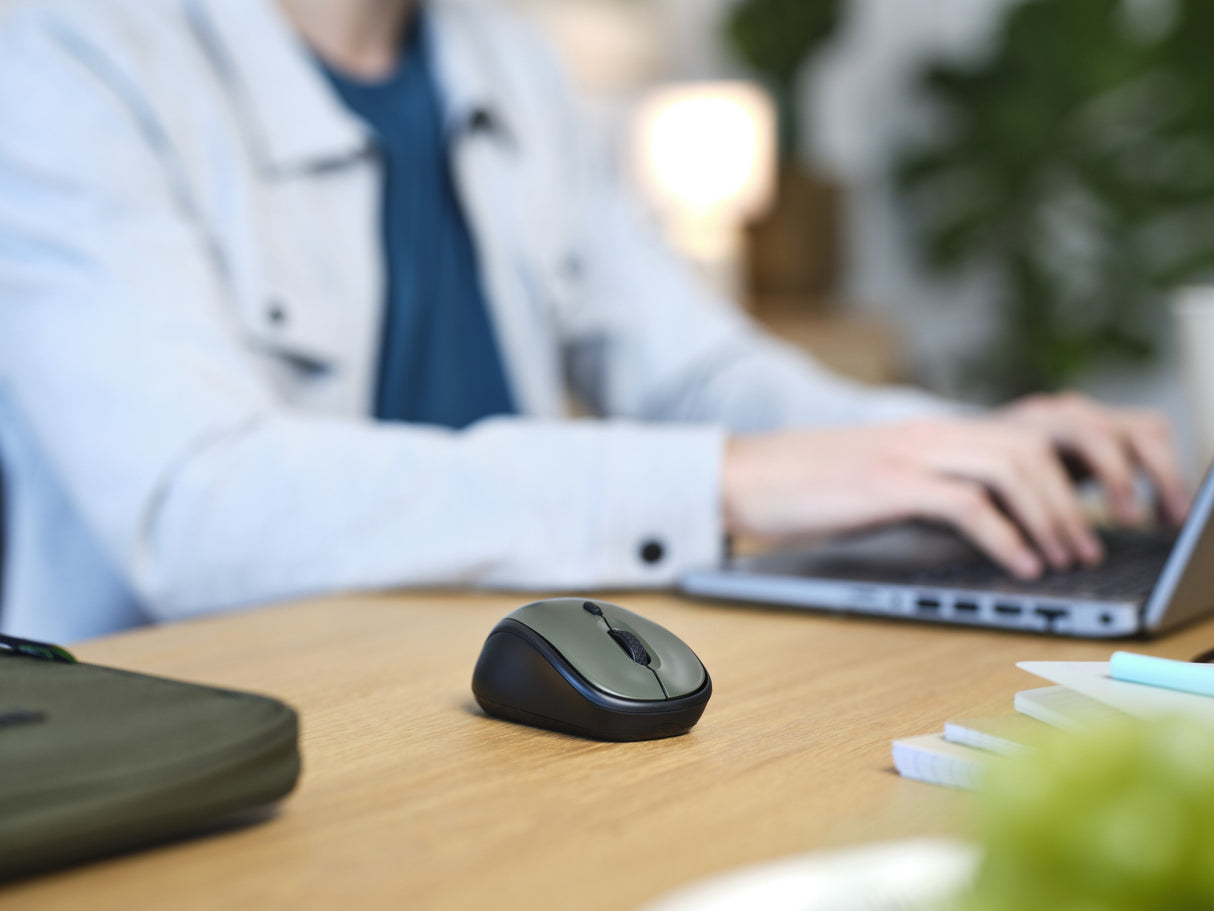 Maletín + Ratón Trust Gaming Bologna Para Portátiles Hasta 16' Verde