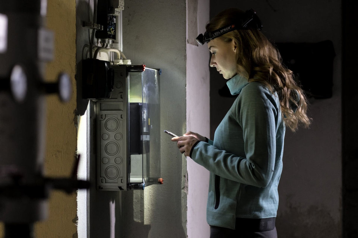 Led Lenser H3.2 Linterna Con Cinta Para Cabeza Negro, Rojo