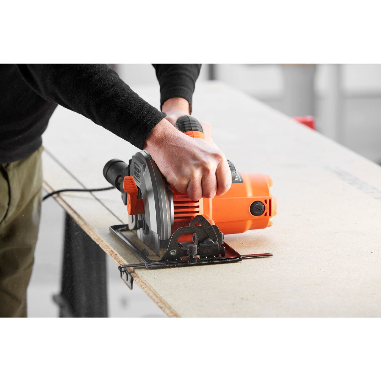 Black & Decker Cs1550-Qs Sierra Circular Portátil 19 Cm Negro, Naranja 5500 Rpm 1500 W