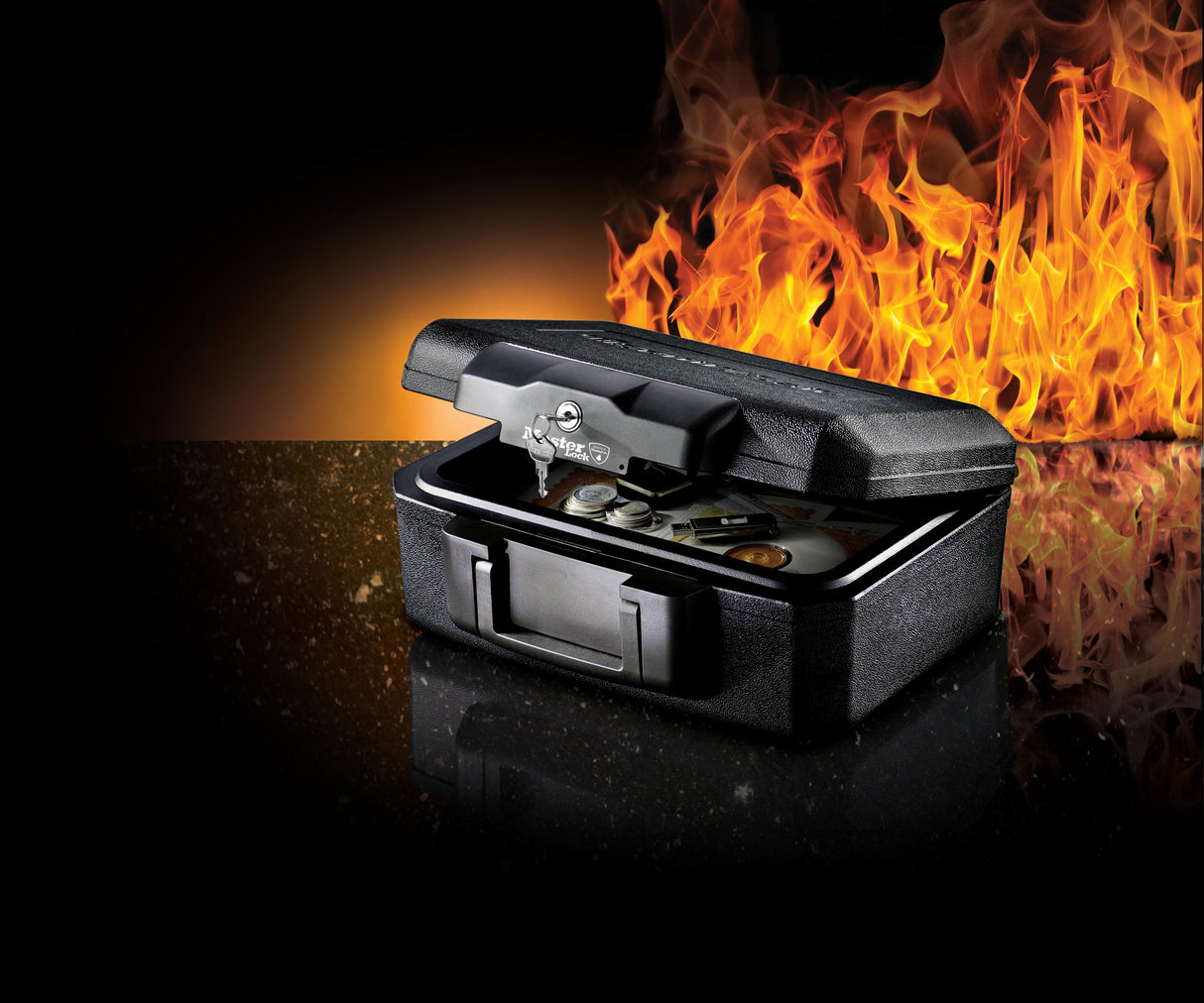 EAN 0049074025618 - MASTER LOCK L1200 caja fuerte Transporte seguro Negro imagen 3